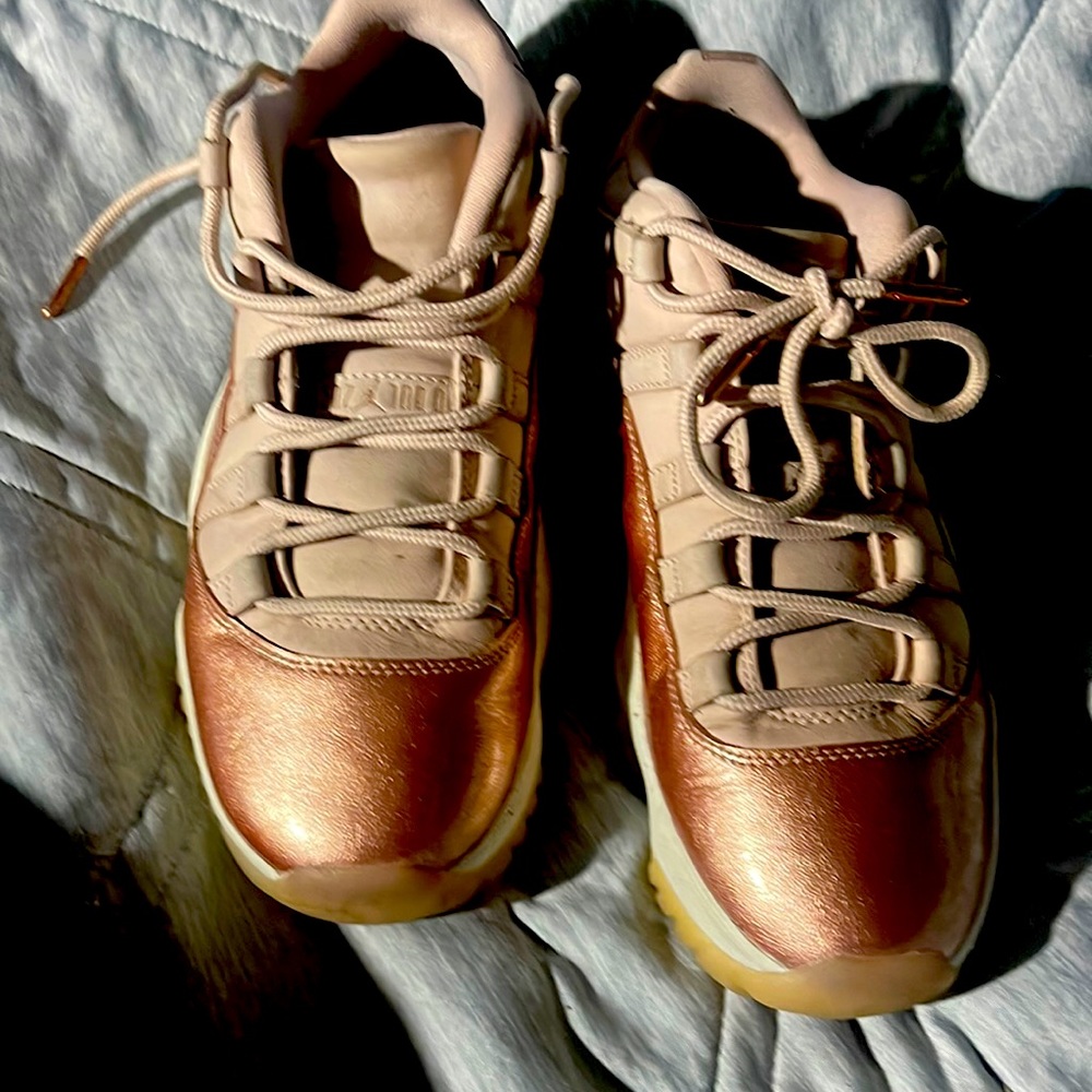 Rose Gold Jordan 8.5